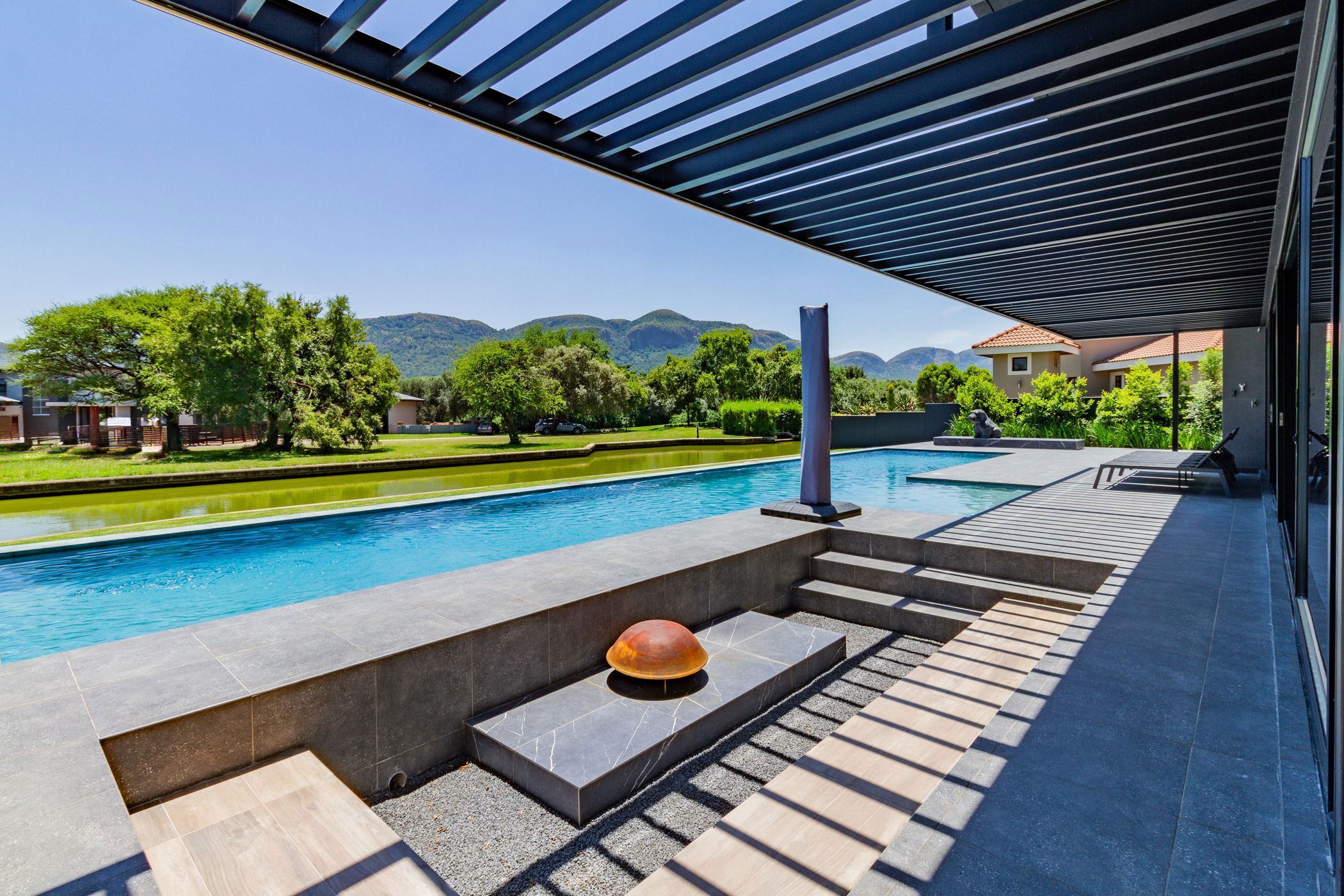 House for sale in The Islands Estate - 1HR1647576