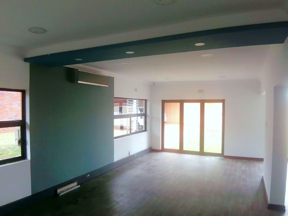 Commercial office to rent in Glenanda - 1GV1712522 Commercial office to rent in Glenanda - 1GV1712522