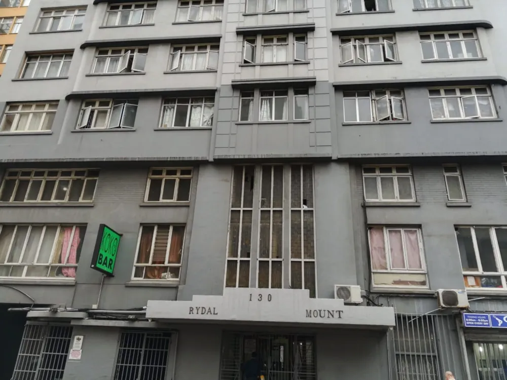 Bachelor apartment for sale in South Beach Durban - 1DA1646211 Bachelor apartment for sale in South Beach Durban - 1DA1646211