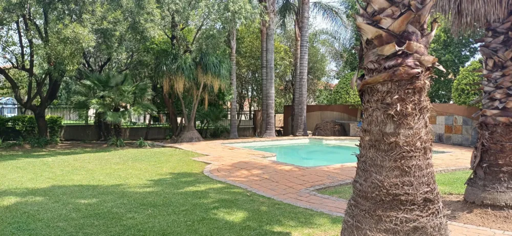 Golf estate house for sale in Blue Valley Golf Estate - CN1648881