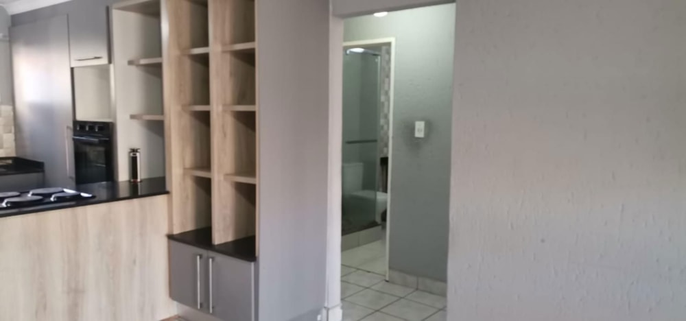 Apartment to rent in Mondeor - 1GV1686333