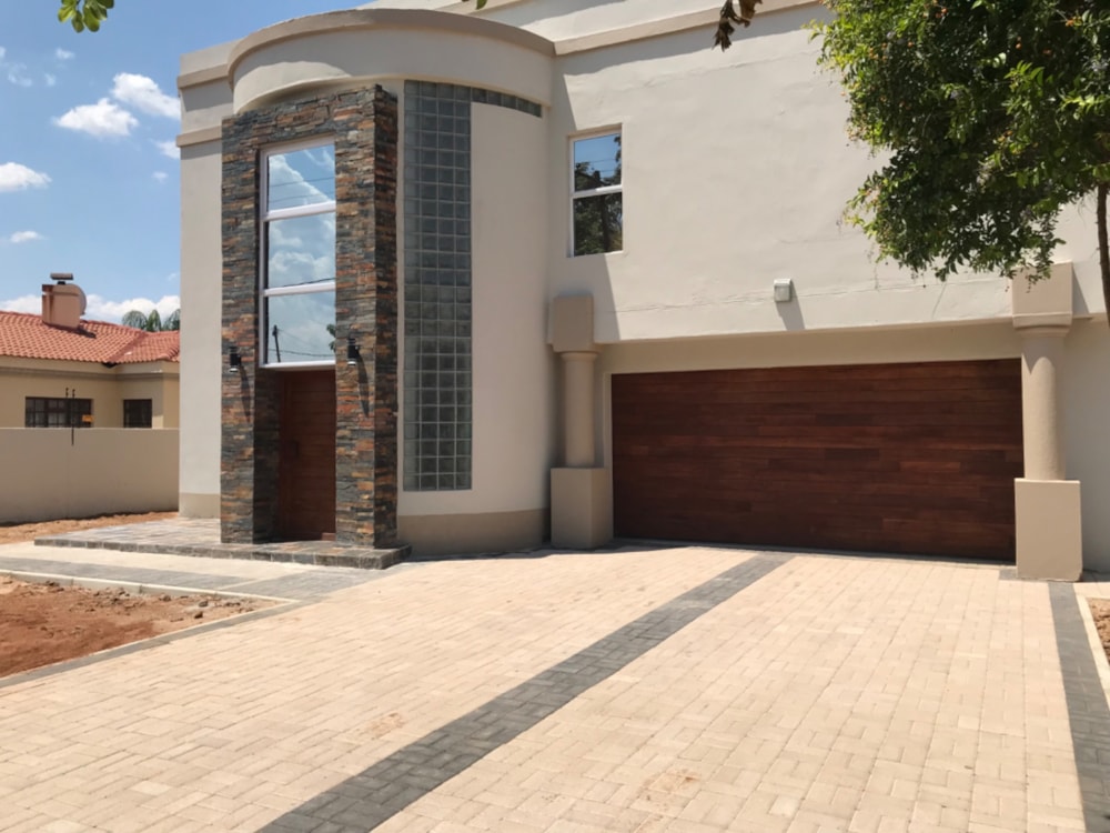 House to rent in Phakalane, Botswana - 3BO1730313 House to rent in Phakalane, Botswana - 3BO1730313