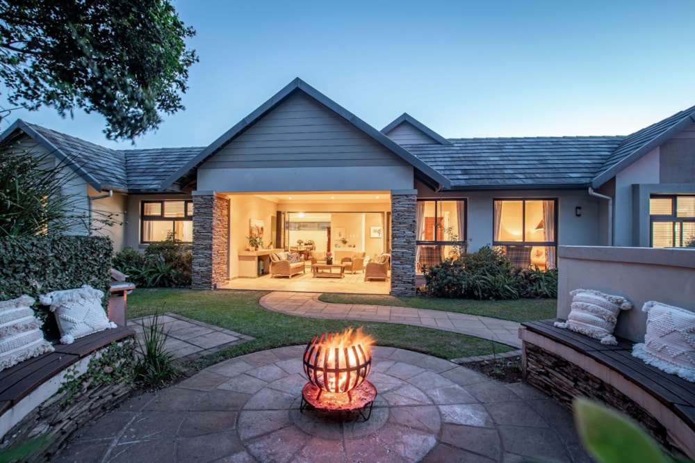 House for sale in Cotswold Downs Estate - 1KF1589628 House for sale in Cotswold Downs Estate - 1KF1589628