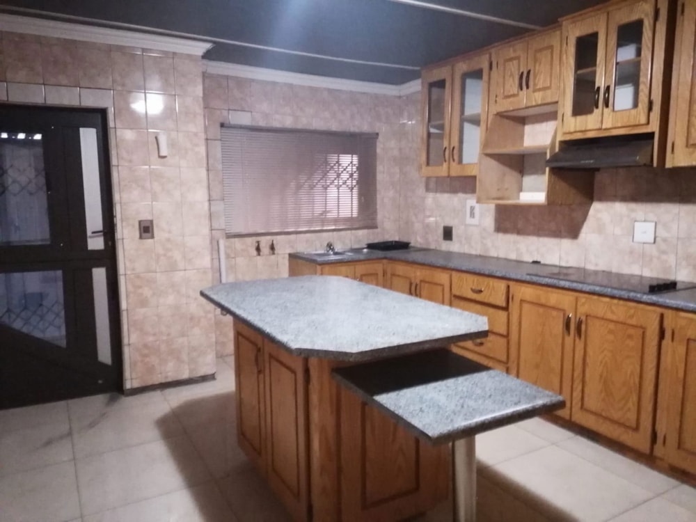 House for sale in Bohlokong - 1BTH1609572 House for sale in Bohlokong - 1BTH1609572