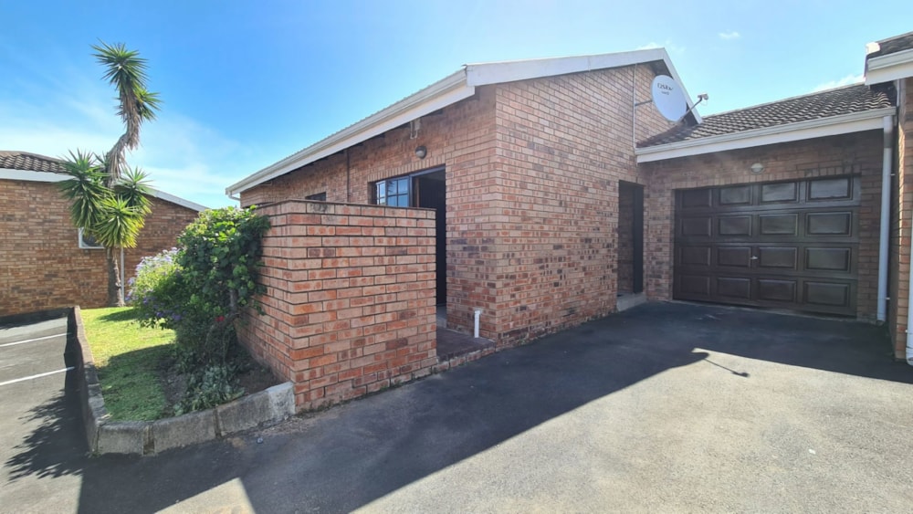 Townhouse for sale in Margate - 1PX1645025 Townhouse for sale in Margate - 1PX1645025