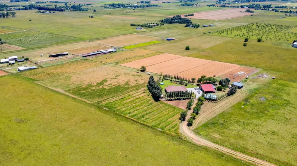Smallholding sold in Bains Vlei - 1BX1650654 Smallholding sold in Bains Vlei - 1BX1650654