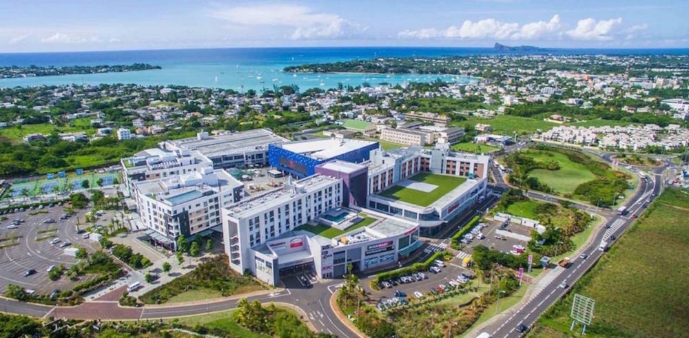 Commercial office to rent in Grand Baie, Grand Bay, Mauritius - MPR1636544