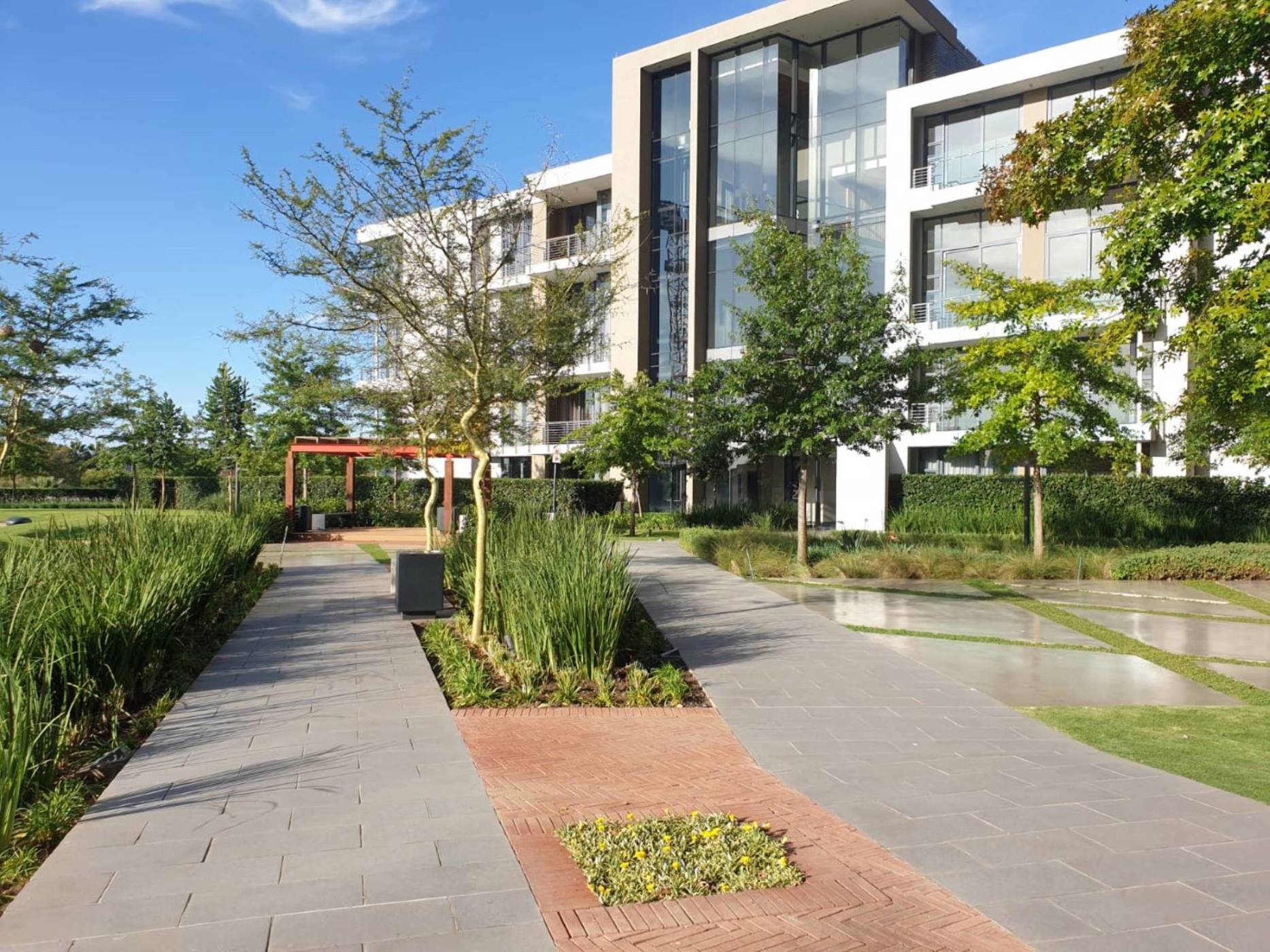 Apartment for sale in Menlyn - PT1712991