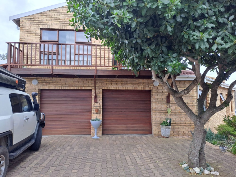 House for sale in Stilbaai West - 1SR1694189 House for sale in Stilbaai West - 1SR1694189