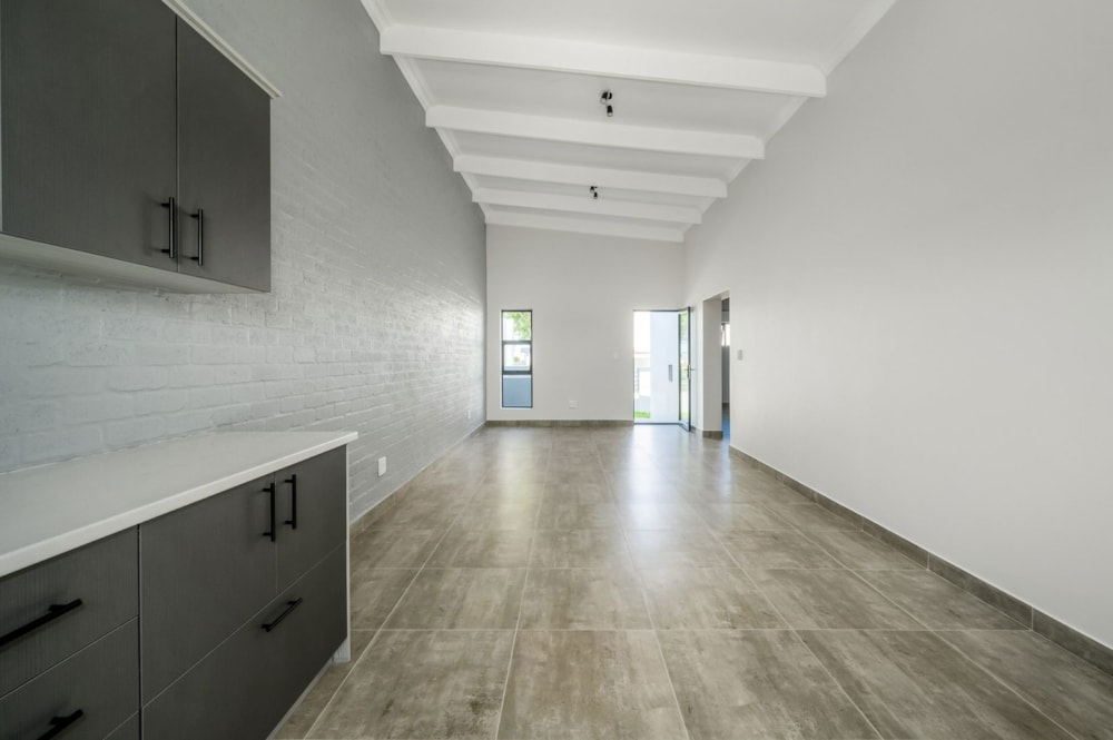 House for sale in Rowallan Park - 1PLZ1644948 House for sale in Rowallan Park - 1PLZ1644948