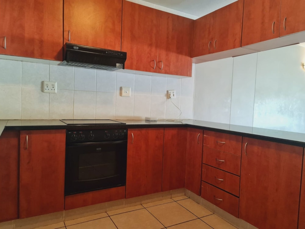 Garden apartment for sale in Morningside, Durban - 1DA1645474 Garden apartment for sale in Morningside, Durban - 1DA1645474