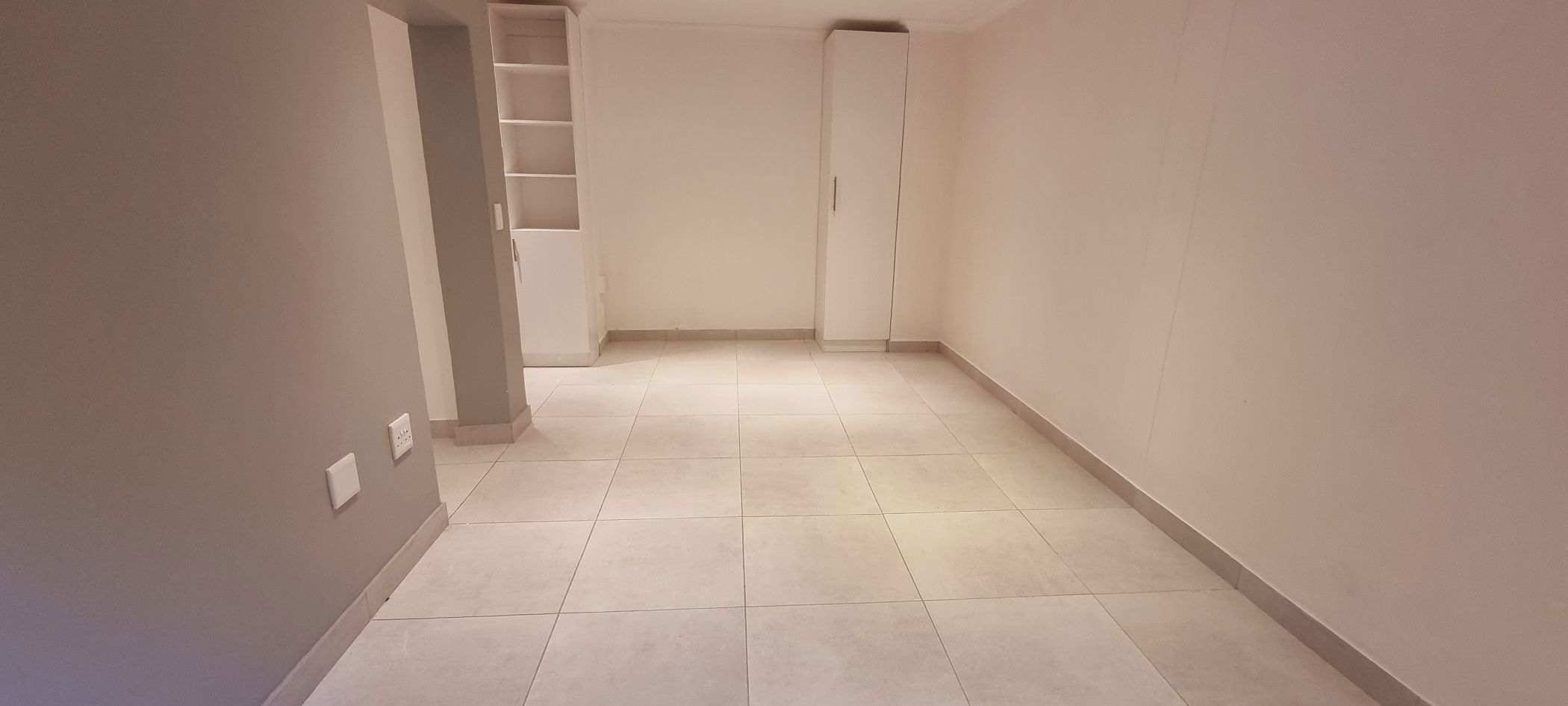 Apartment to rent in Bantry Bay - ASL1732975