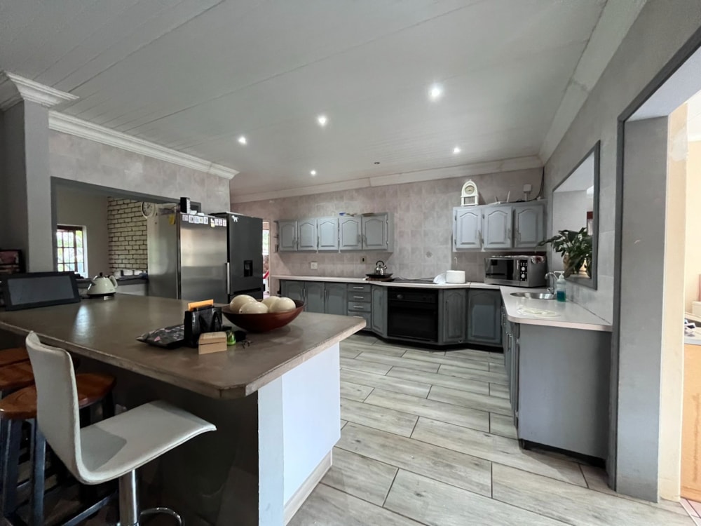 House for sale in Modimolle (Nylstroom) - 1MDM1662301