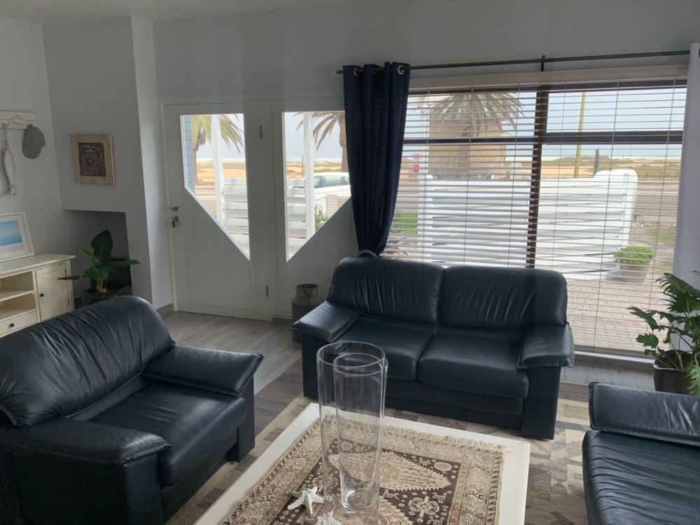 Beachfront villa for sale in Swakopmund, Namibia - 3NM1645389 Beachfront villa for sale in Swakopmund, Namibia - 3NM1645389