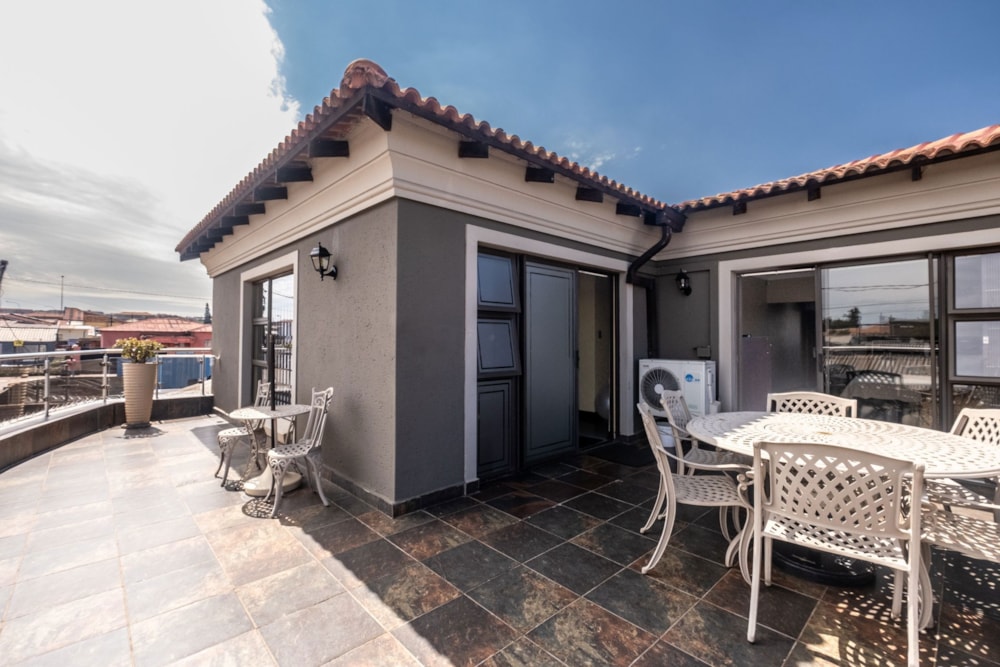 House for sale in Moroka North - RAN1706894