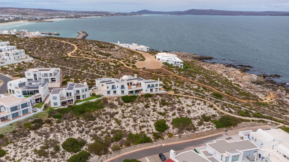 House for sale in Paradise Beach, Langebaan - LA1645378 House for sale in Paradise Beach, Langebaan - LA1645378