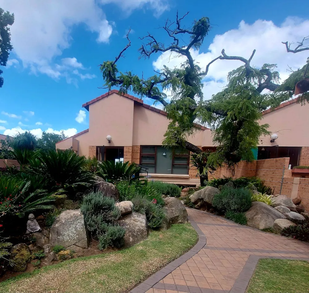 House let in Sonheuwel - 1NS1747983 House let in Sonheuwel - 1NS1747983