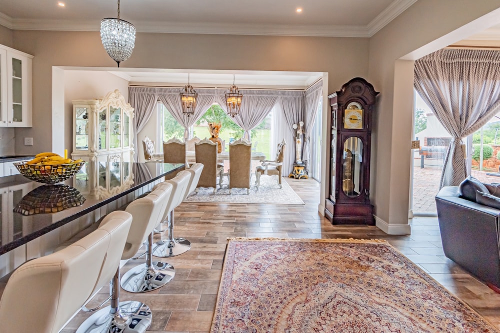 Double-storey house sold in Zwavelpoort SH - PT1645803 Double-storey house sold in Zwavelpoort SH - PT1645803