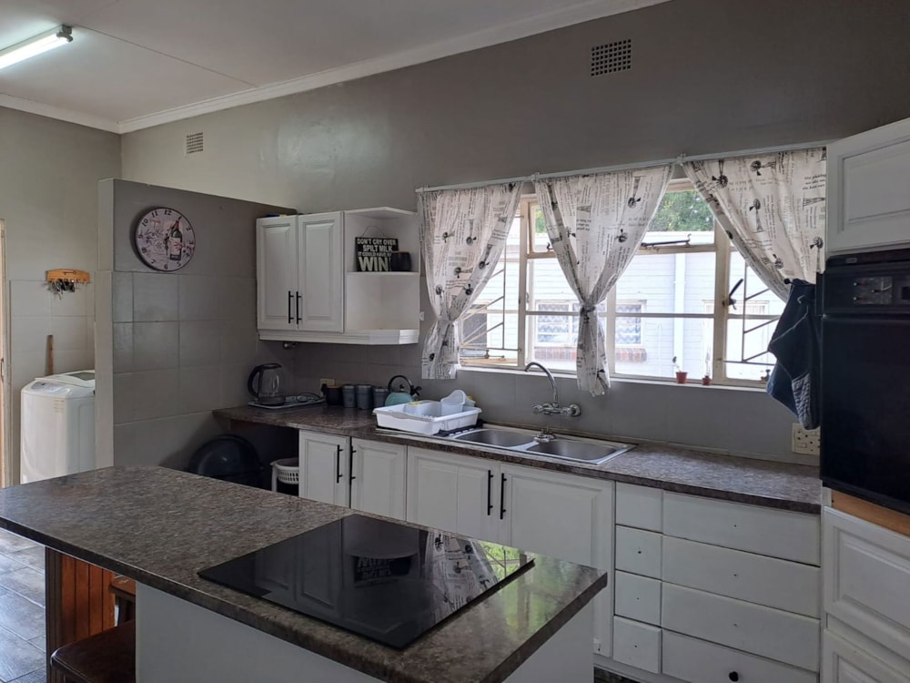 House let in St Helena - 1WM1696792