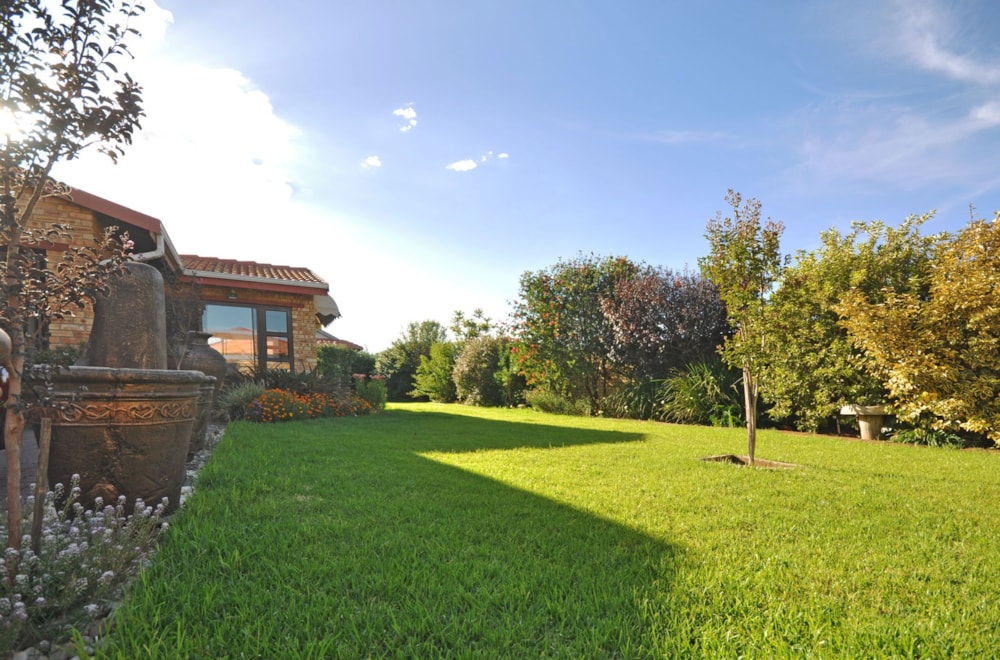 Security estate home sold in Risiville - 1VT1646137 Security estate home sold in Risiville - 1VT1646137