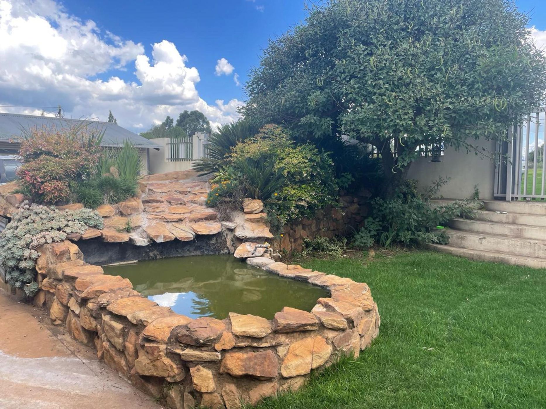 House for sale in Belfast - 1DS1652079