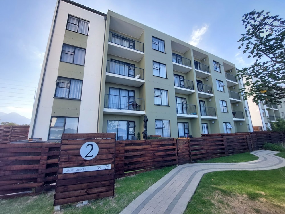 Studio apartment let in Gordons Bay - SWL1685674