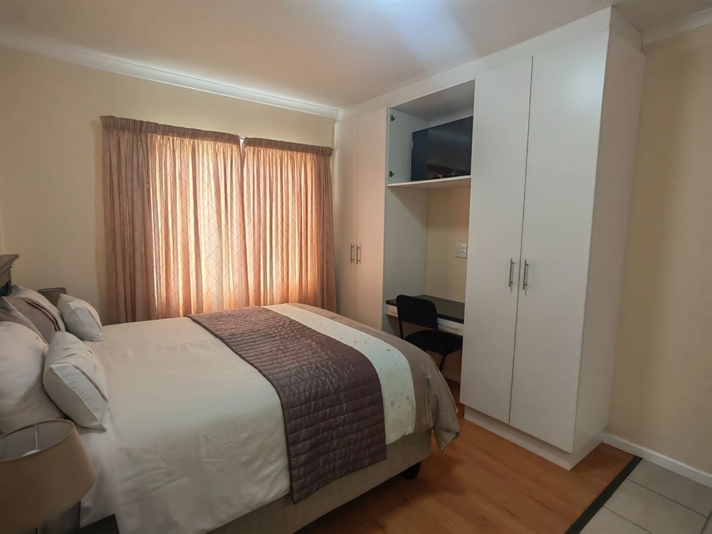 Cottage let in Bluewater Bay, Port Elizabeth, Gqeberha - 1PLZ1683980 Cottage let in Bluewater Bay, Port Elizabeth, Gqeberha - 1PLZ1683980