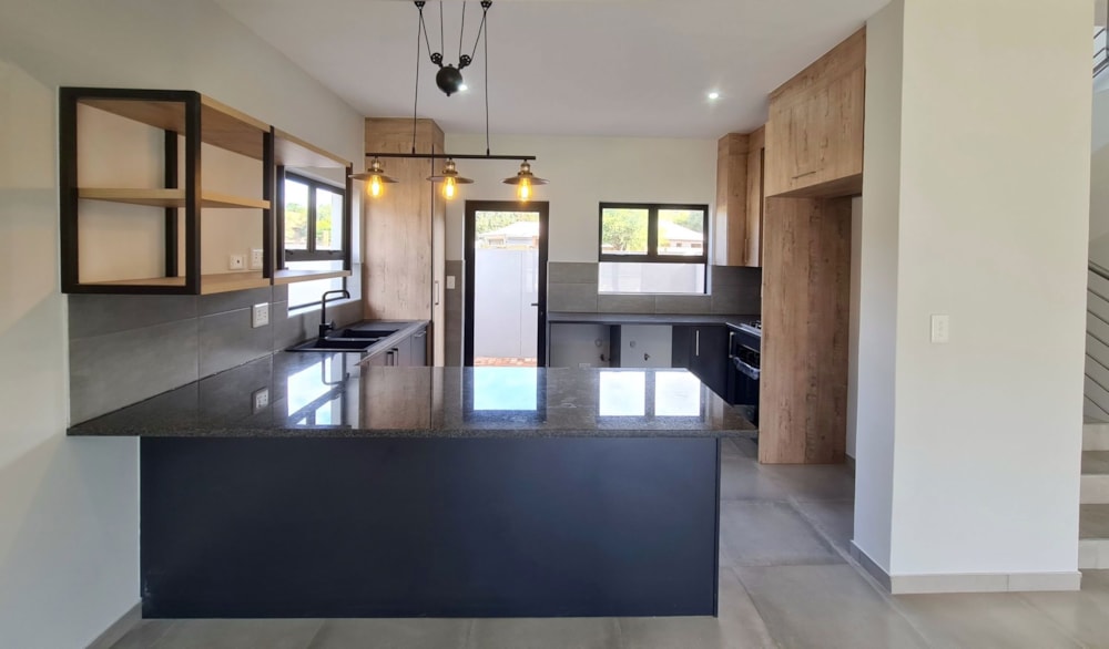 Double-storey house for sale in The Islands Estate - 1HR1648747 Double-storey house for sale in The Islands Estate - 1HR1648747