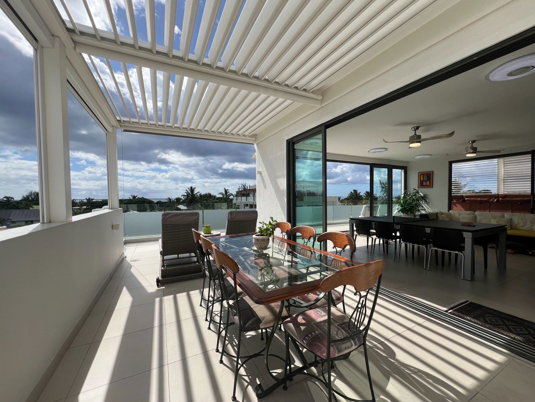 Penthouse apartment for sale in Tamarin, Mauritius - MUR1646305