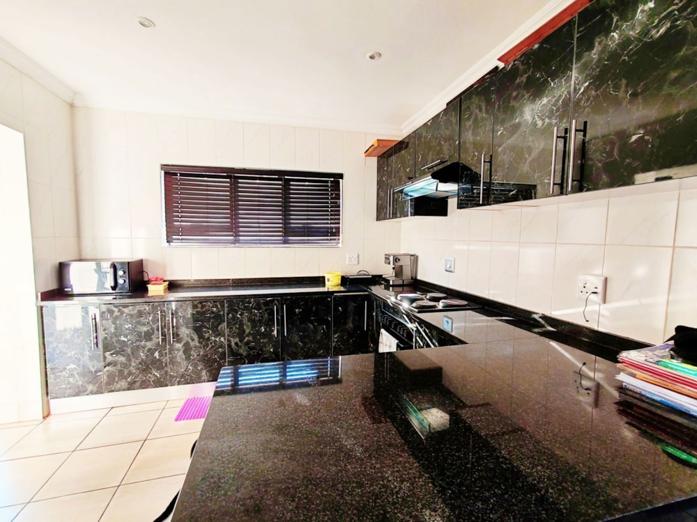 Security complex home sold in Aqua Park - 1TA1646294 Security complex home sold in Aqua Park - 1TA1646294