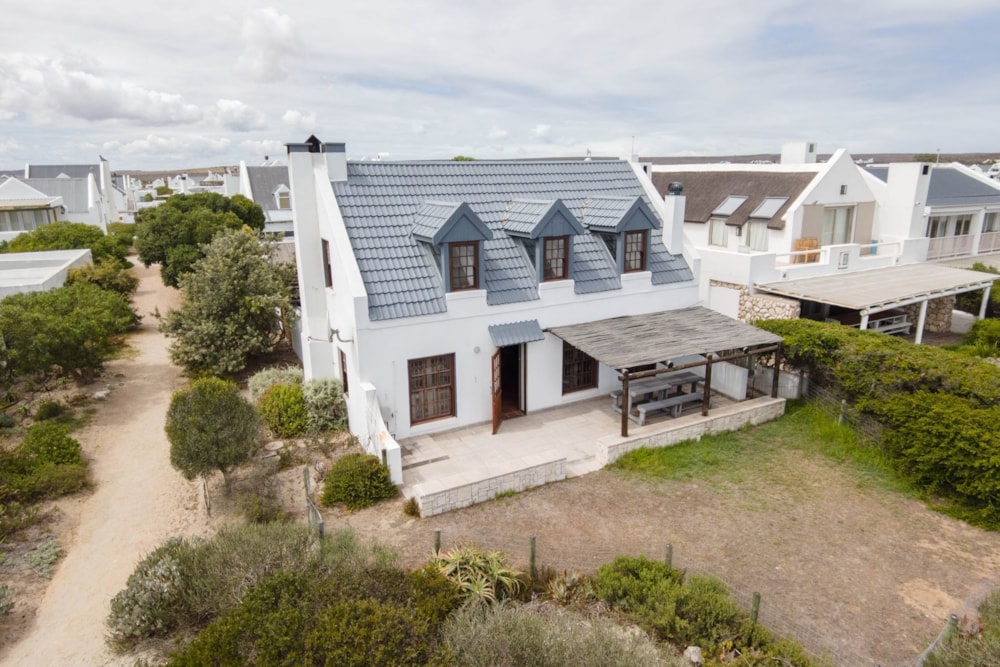 House sold in Paternoster - LA1646485