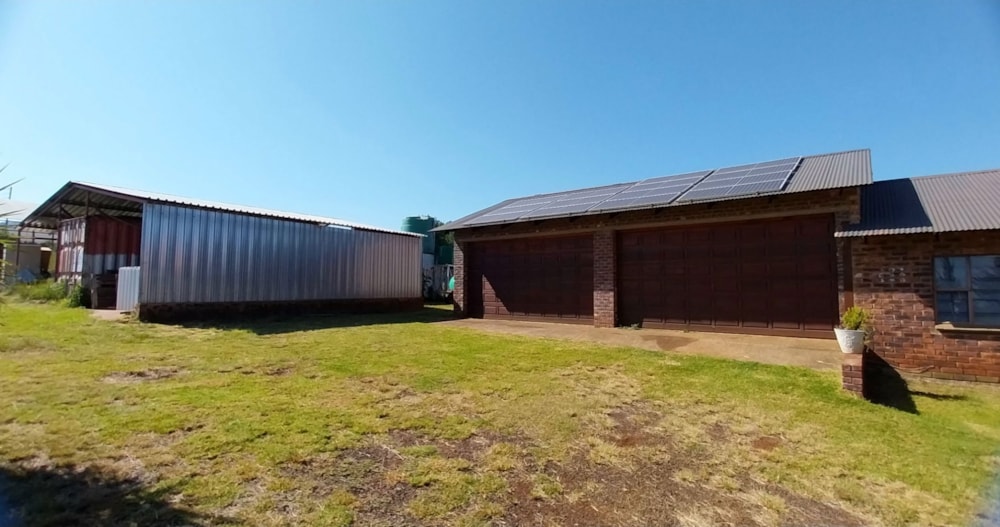 Smallholding for sale in Lydenburg (Mashishing) - 1LY1648072