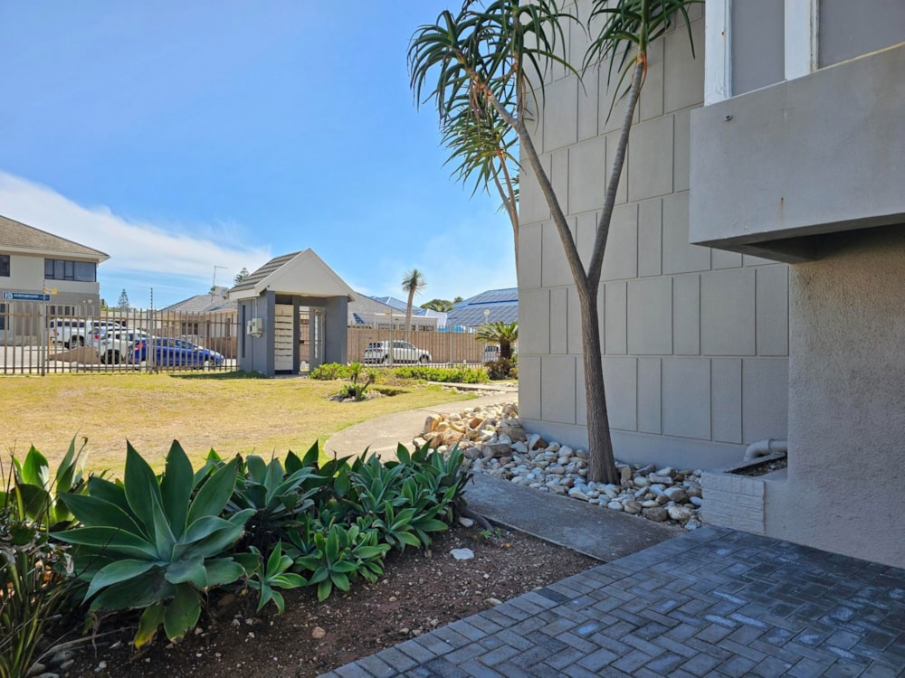 Apartment sold in Summerstrand - 1PLZ1647343 Apartment sold in Summerstrand - 1PLZ1647343