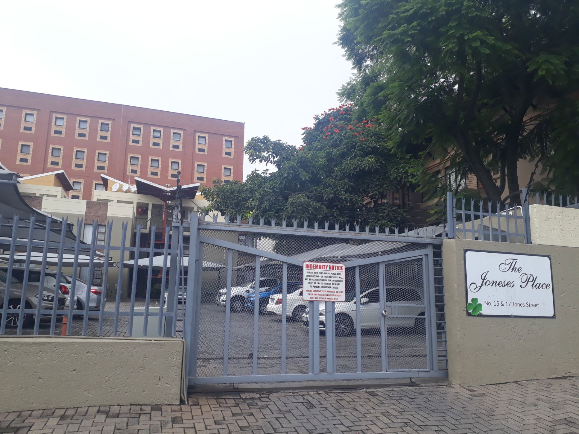 Apartment let in Mbombela Central (Nelspruit Central) - 1NS1707200