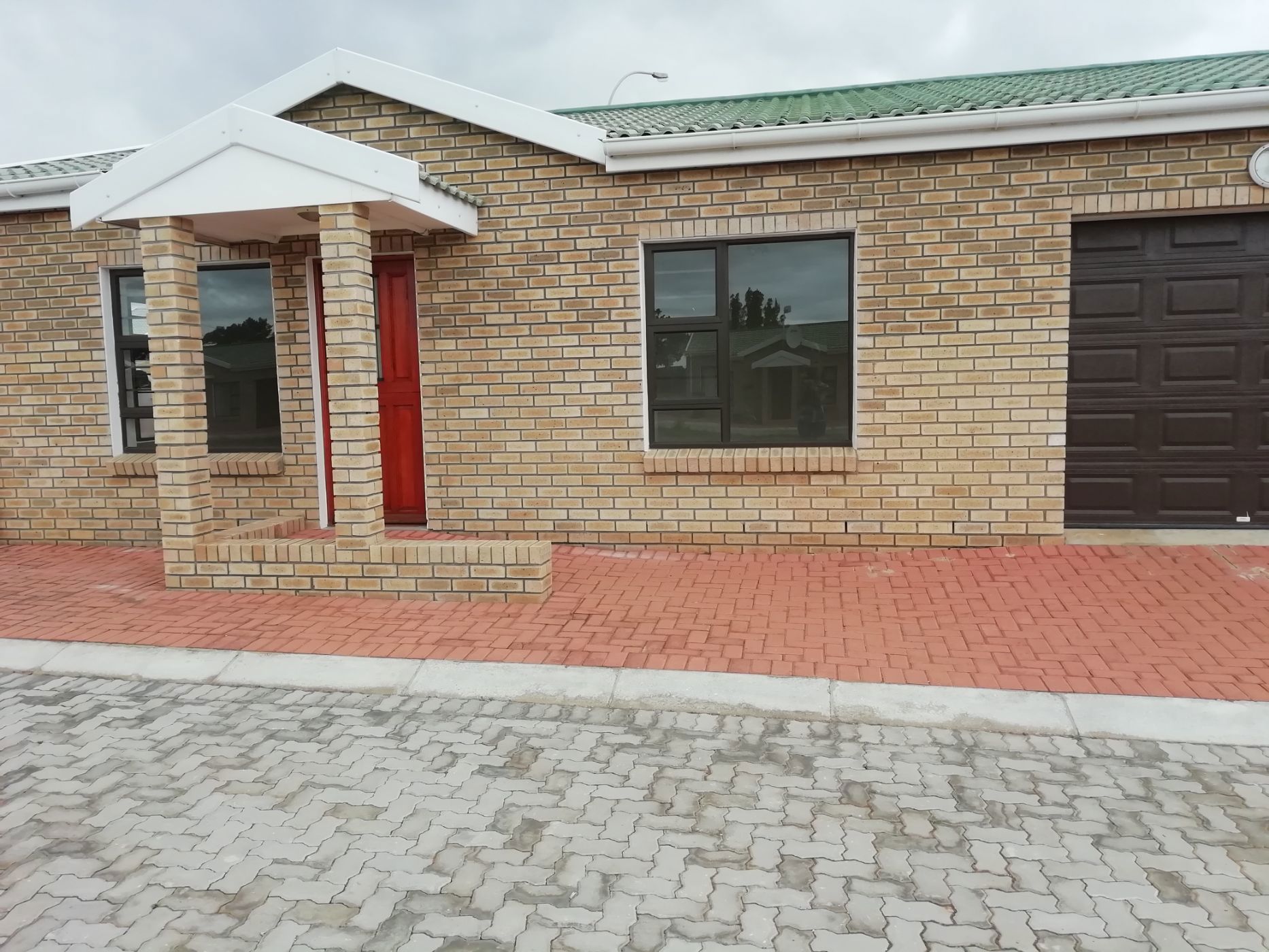 Townhouse for sale in Ou Dorp - 1JF1647106