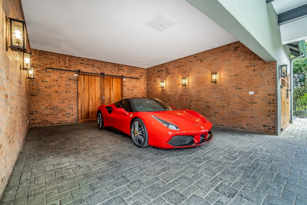 Double-storey house for sale in Cotswold Downs Estate - 1KF1647151 Double-storey house for sale in Cotswold Downs Estate - 1KF1647151