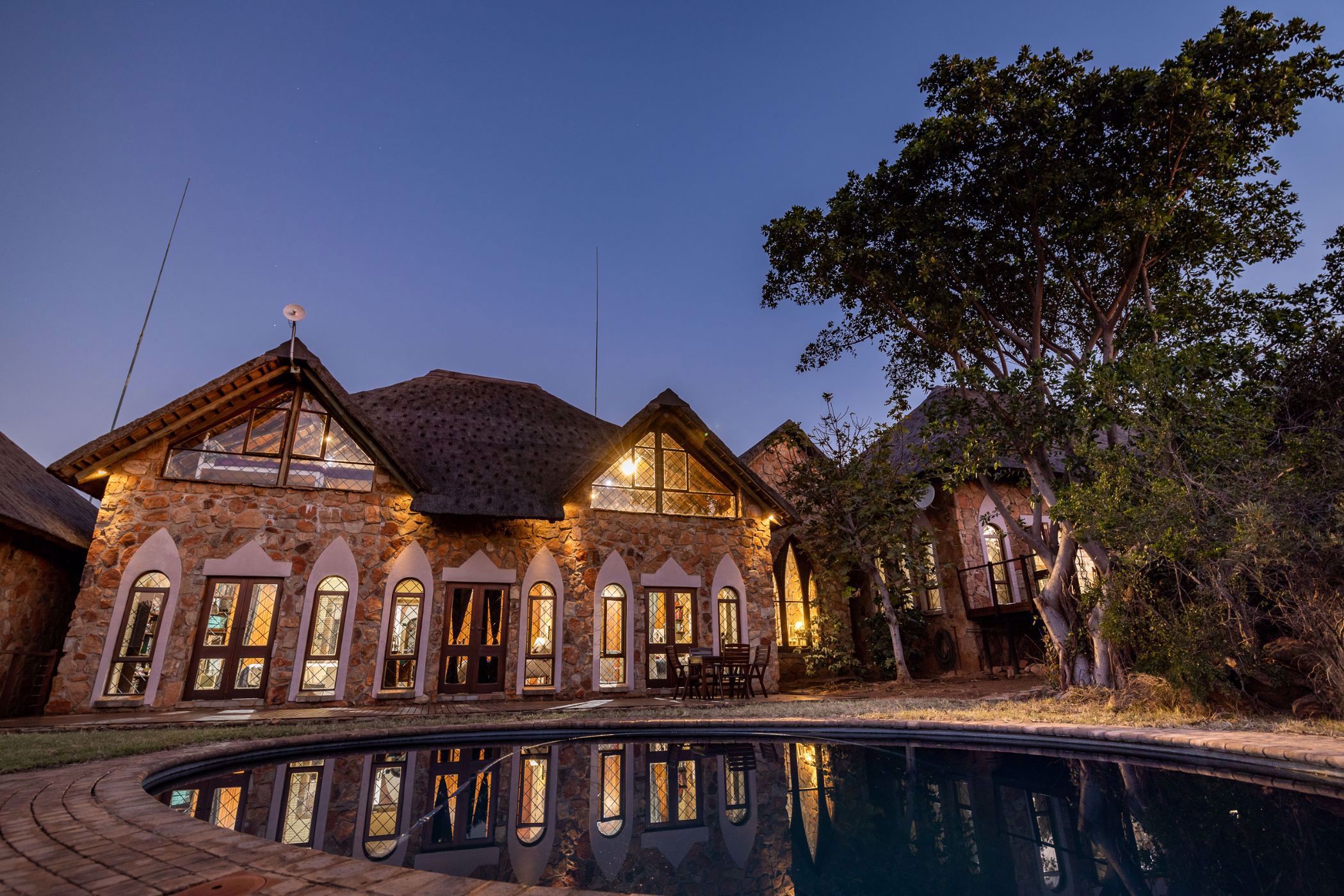 Smallholding for sale in Zwavelpoort SH - PT1647547