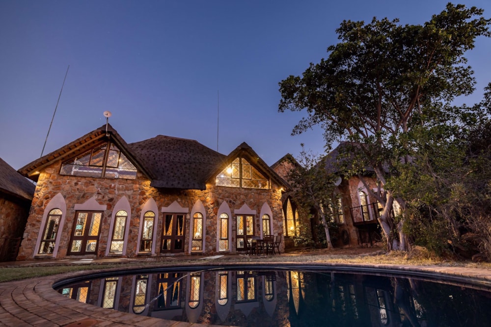 Smallholding for sale in Zwavelpoort SH - PT1647547 Smallholding for sale in Zwavelpoort SH - PT1647547