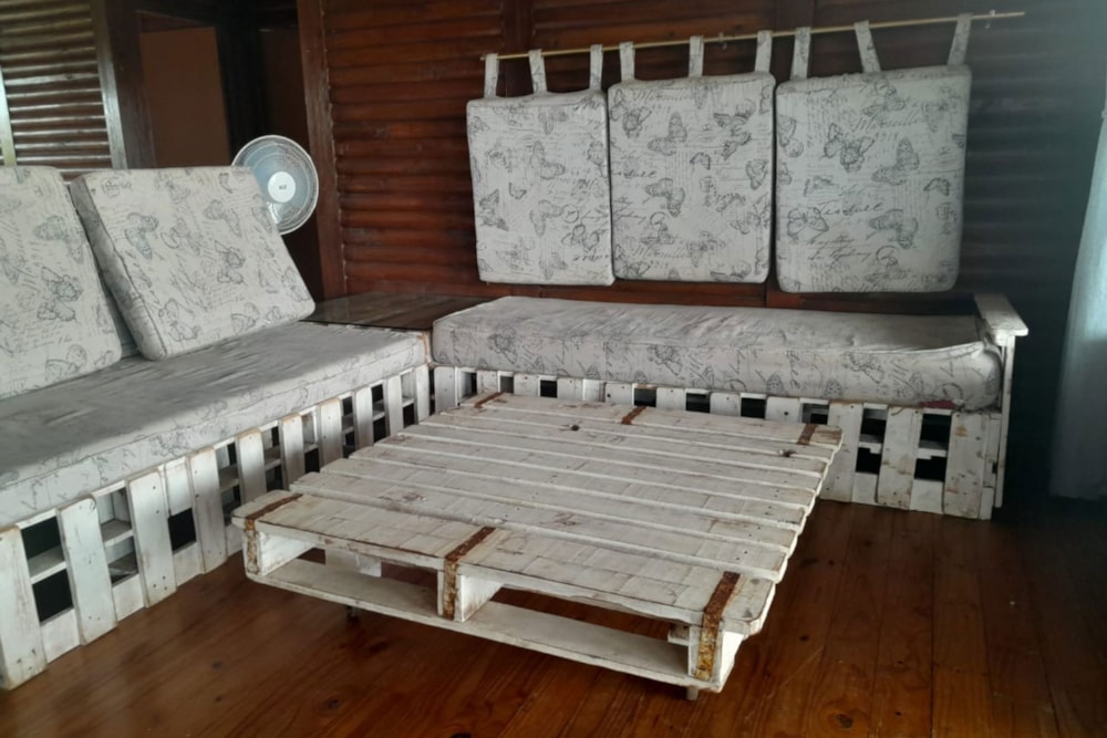 House for sale in Praia do Tofo, Mozambique - 3MQ1647232