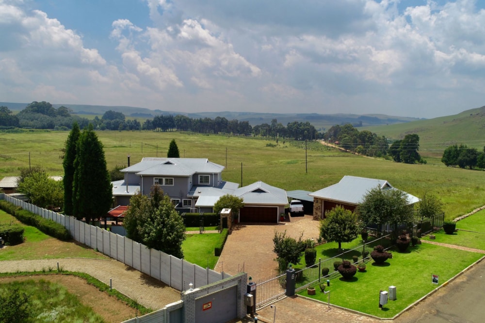 House for sale in Dullstroom - 1DS1647313 House for sale in Dullstroom - 1DS1647313