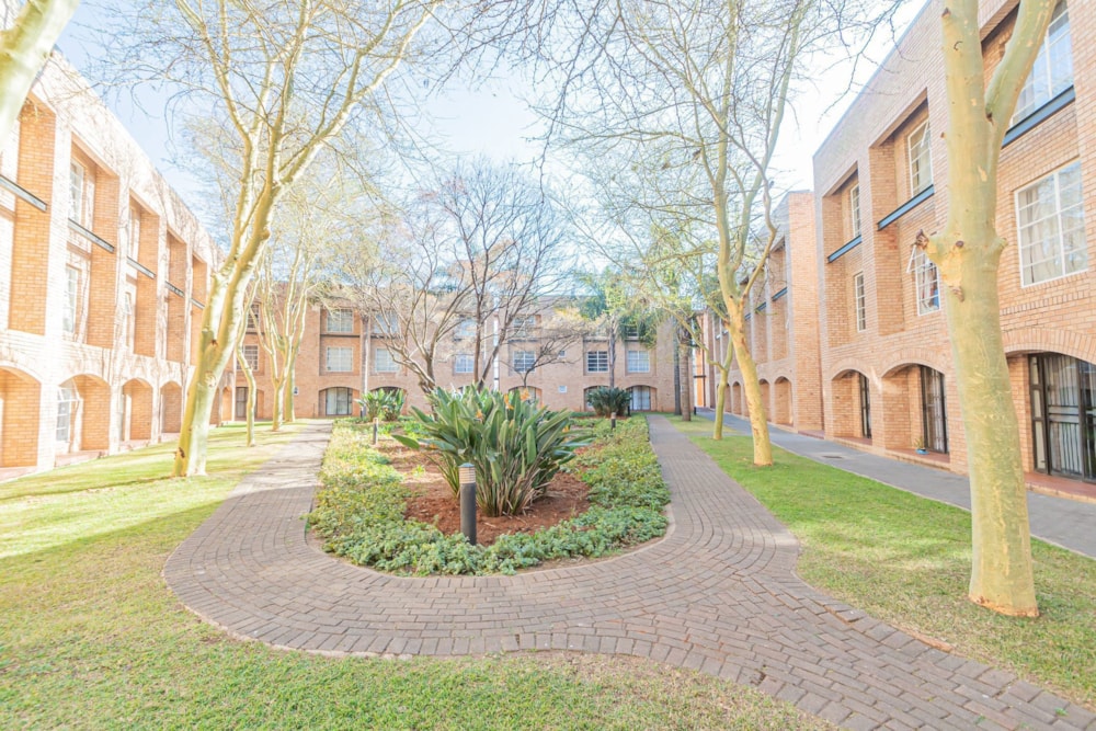 Apartment let in Hillcrest, Pretoria - PTL1647345