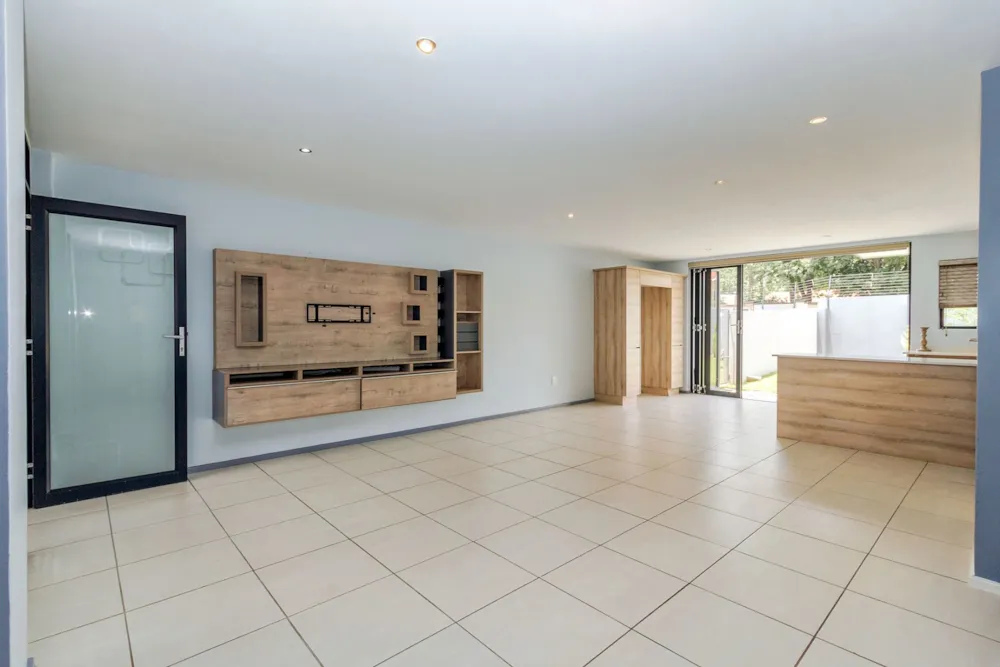 Double-storey apartment let in Rynfield - ENL1726001 Double-storey apartment let in Rynfield - ENL1726001