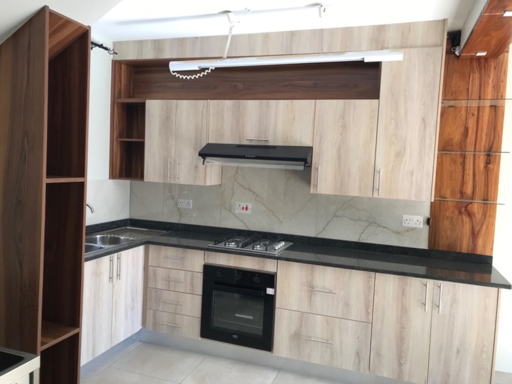 Townhouse for sale in Block 5, Botswana - 3BO1662776