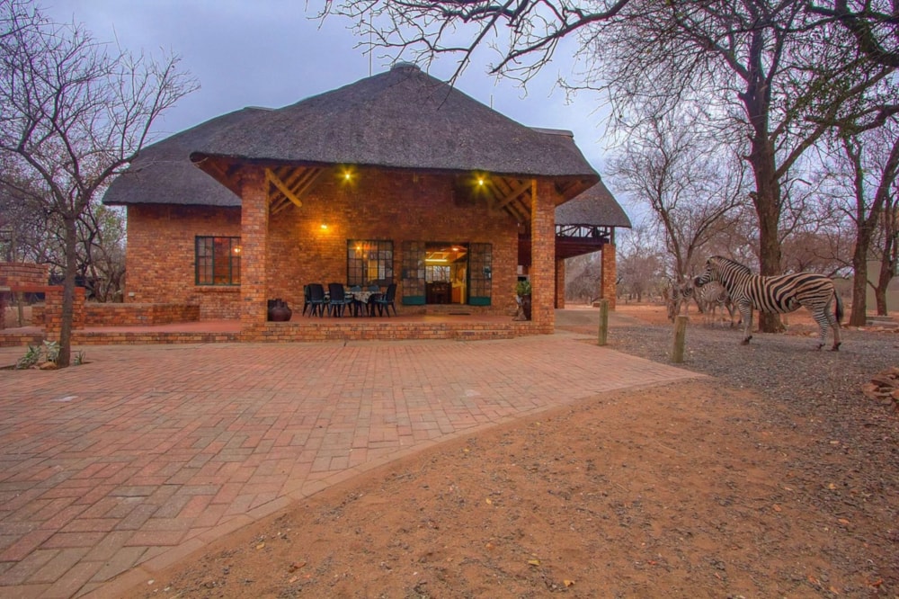 House for sale in Marloth Park - 1NK1648176 House for sale in Marloth Park - 1NK1648176