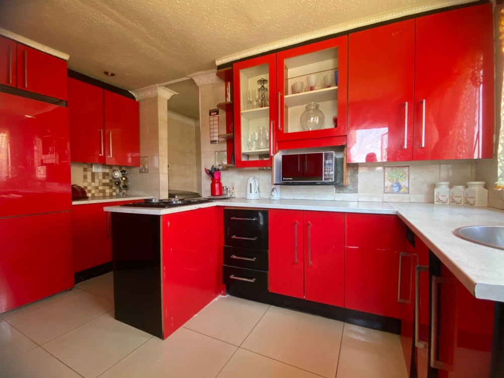 House sold in Sebokeng Zone 10 - 1VT1648170 House sold in Sebokeng Zone 10 - 1VT1648170