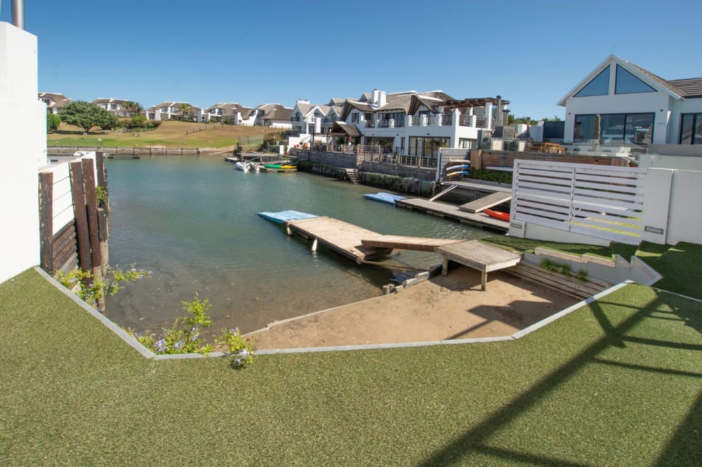 Double-storey house to rent in Canals - 1SA1736151 Double-storey house to rent in Canals - 1SA1736151