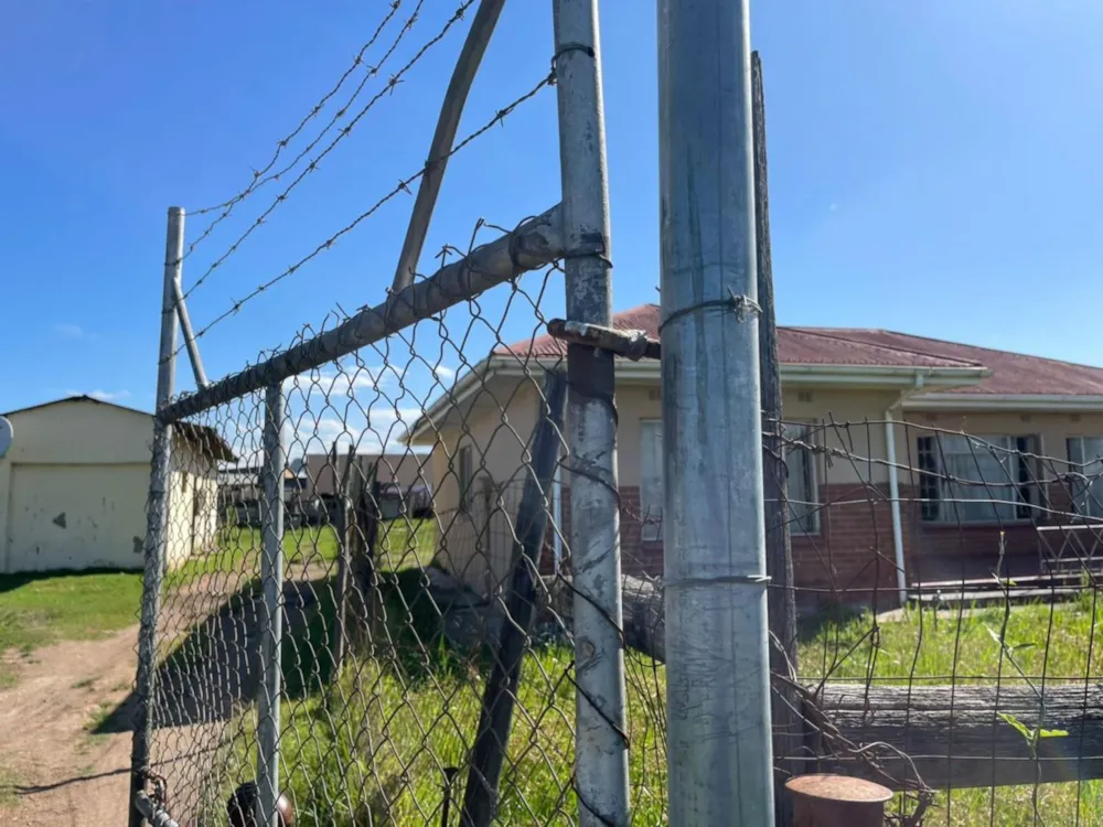 House for sale in Mthatha - 1MH1648244