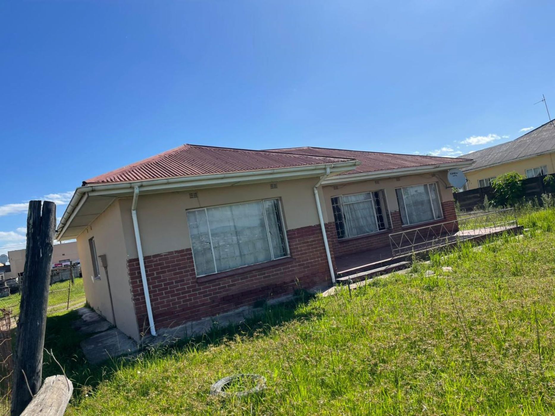 House for sale in Mthatha - 1MH1648244