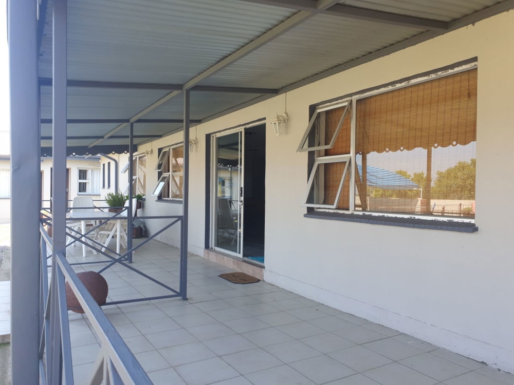 Guesthouse for sale in Oranjeville - 1VT1648255 Guesthouse for sale in Oranjeville - 1VT1648255