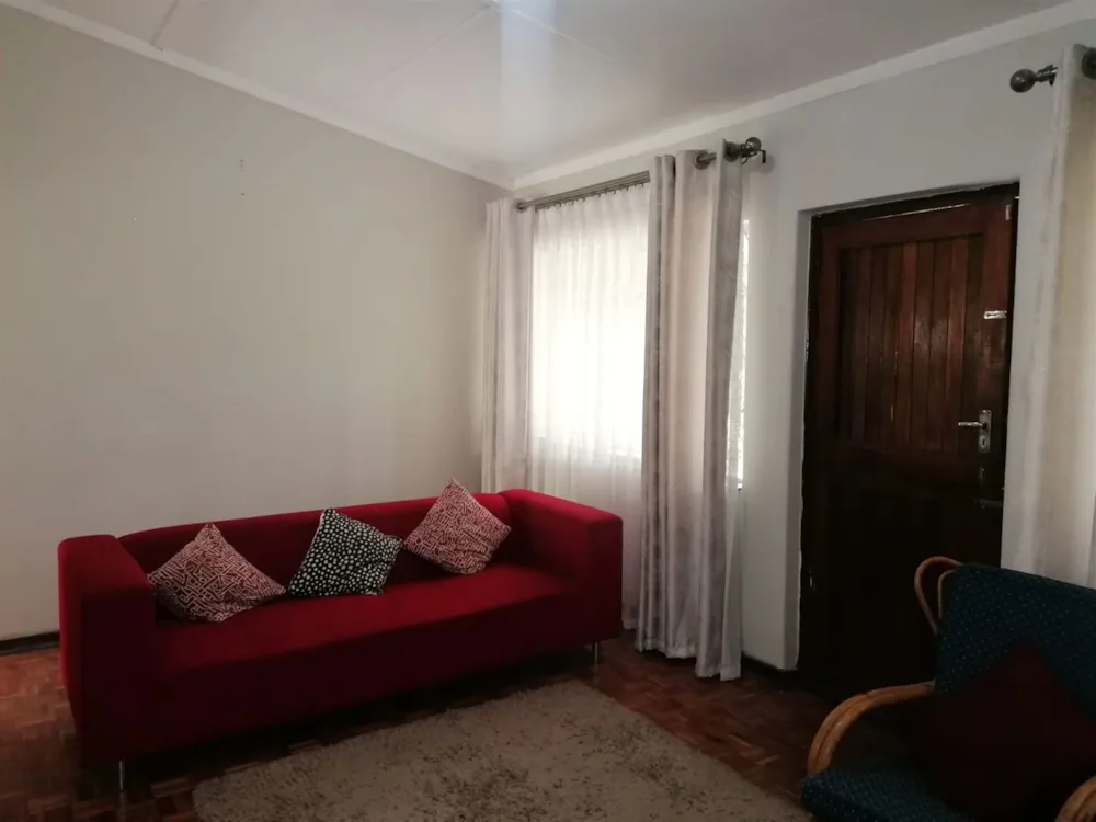 House let in Pinelands, Pinetown - 1WP1733198